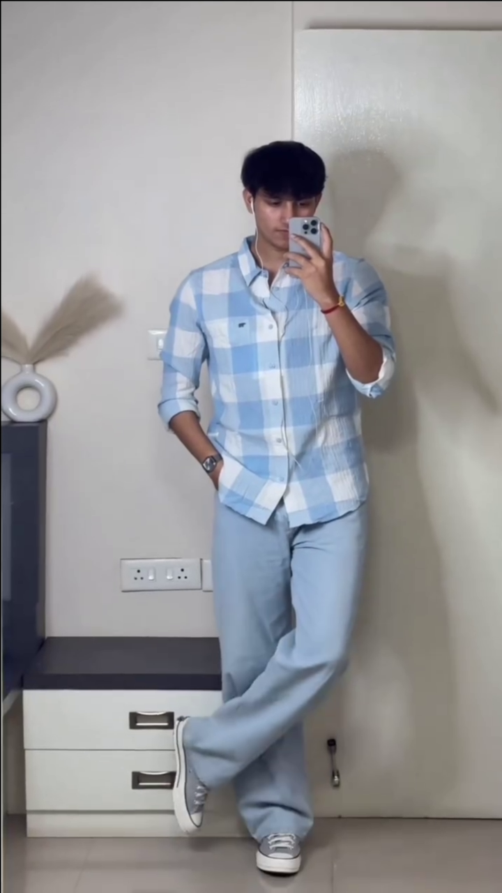 Men’s "Azure Grid" Relaxed-Fit Flannel – Premium Brushed Cotton in Sky Blue & Crisp White Buffalo Check - Image 2