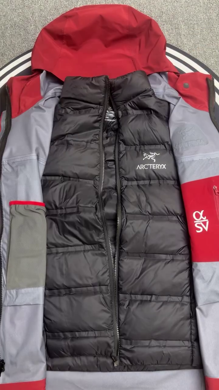 Waterproof Hooded Rain Jacket with Inner Vest - Image 4