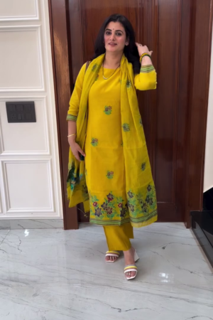 Women's Mustard Yellow Floral Printed Kurta Set