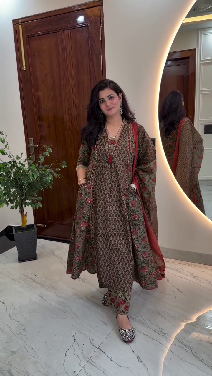 Women's Olive Green Printed Kurta Set