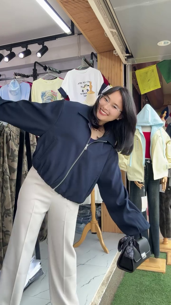 Women's Navy Blue Zip-Up Casual Jacket - Image 2