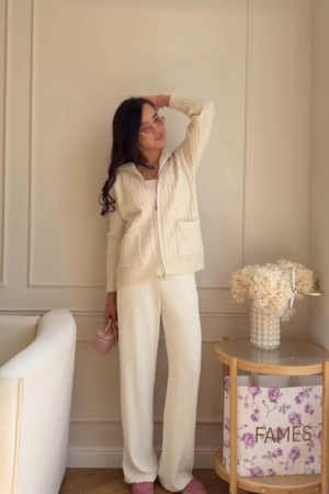 Women's Winter Cream Cable Knit Zip Vest & Pants Set