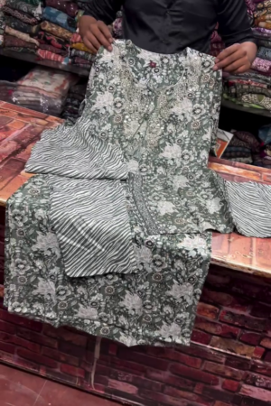 Women's Grey Floral Printed Kurta Set