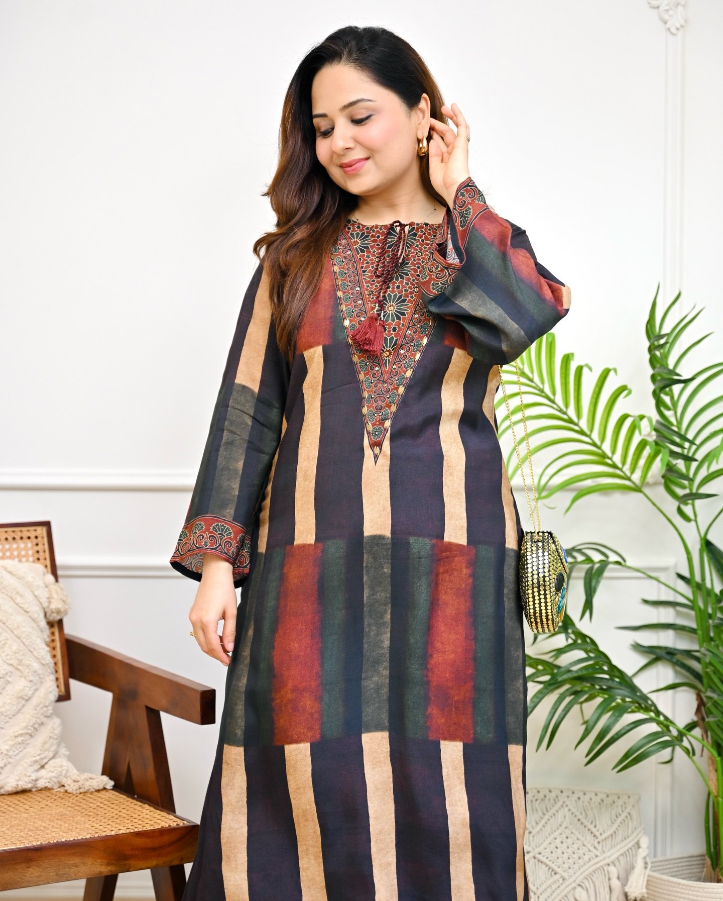 Women's Red Printed Kurta Set - Image 3